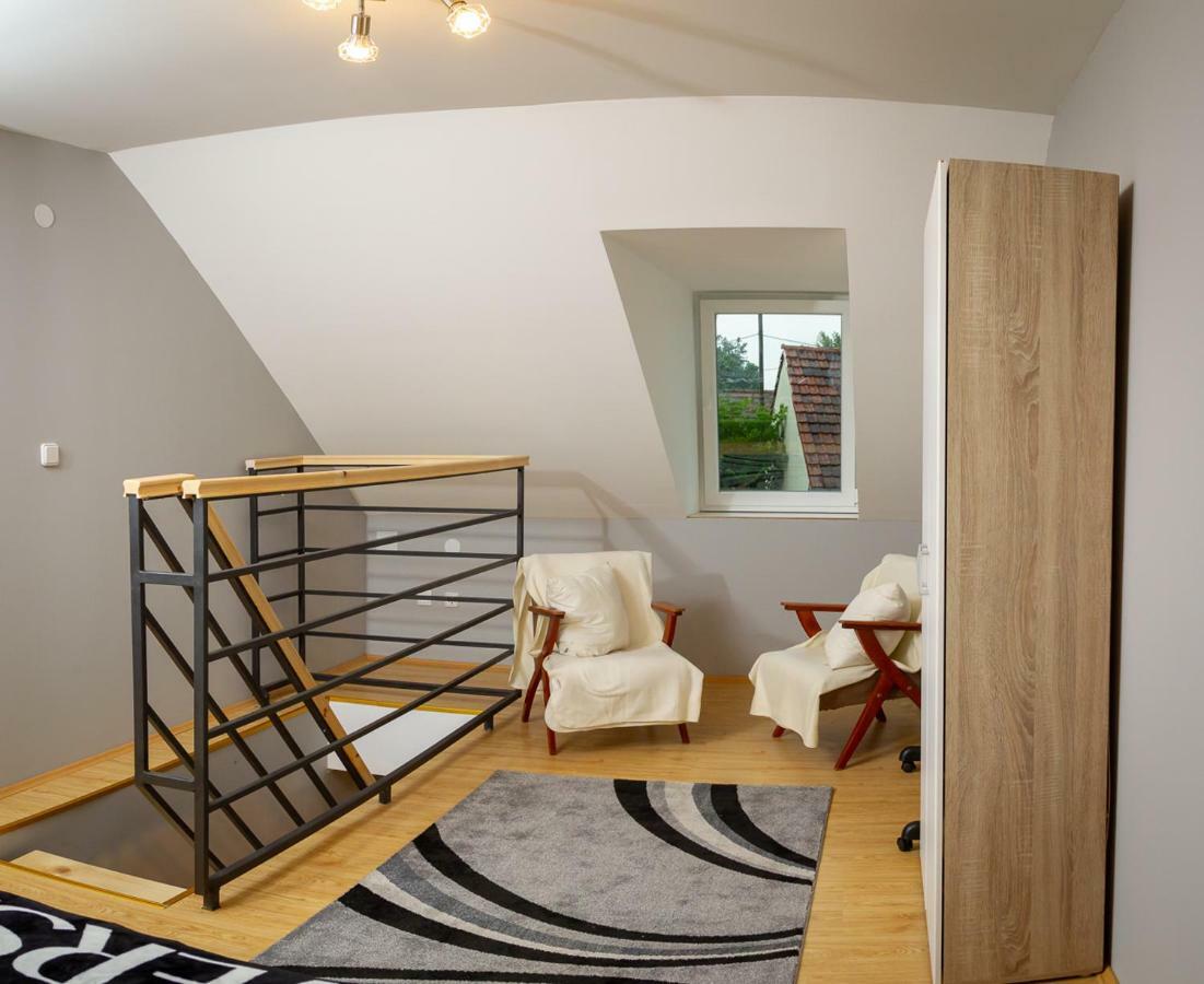 Casa Simon 3 호텔 수보티차 외부 사진